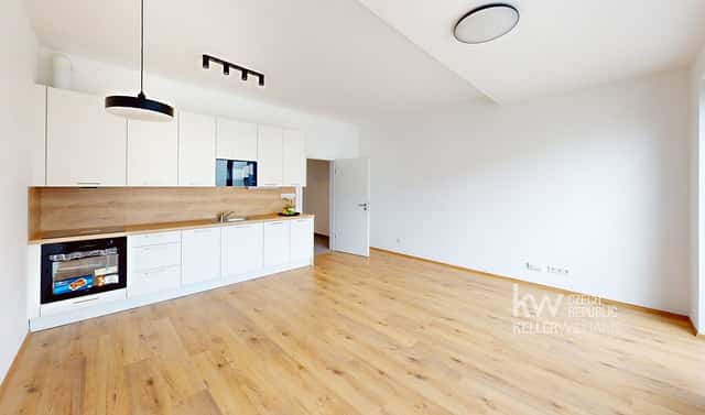 Pronájem bytu 1+kk 34 m², Železná, Plzeň – Jižní Předměstí, okres Plzeň-město