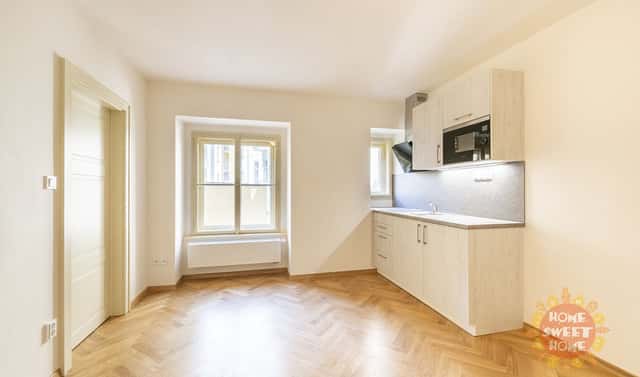 Pronájem bytu 2+kk 37 m², Kozí, Praha 1 – Staré Město
