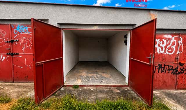 Prodej garáže, 17 m2, Plzeň, ul. Velenická, Plzeň, okres Plzeň-město