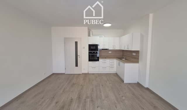Pronájem bytu 1+kk 32 m², Zahradní, Plzeň – Východní Předměstí, okres Plzeň-město