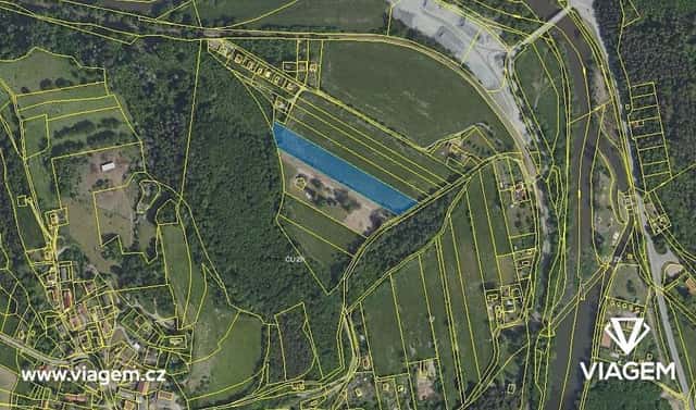 Prodej pole 2 088 m², Chocerady, okres Benešov
