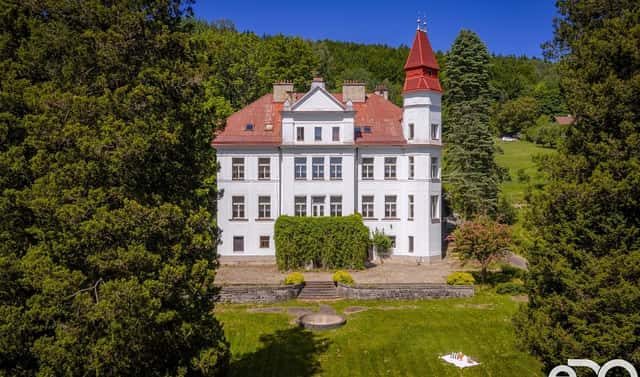 Prodej domu 680 m² s pozemkem 5 000 m², Cvikov – Trávník, okres Česká Lípa