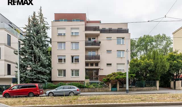 Prodej bytu 2+kk 41 m², Na Petřinách, Praha 6 – Břevnov