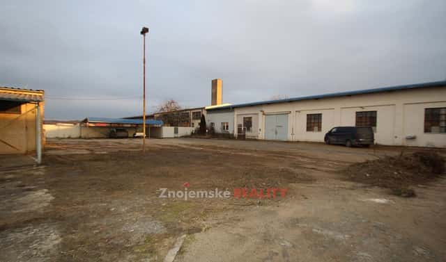 Pronájem skladovacích prostor 168 m², Znojmo – Oblekovice