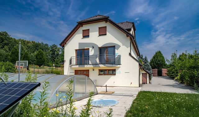 Prodej domu 226 m² s pozemkem 1 089 m², Okružní, Písek – Hradiště