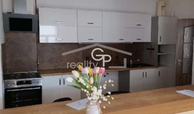 Pronájem bytu 3+1 105 m², tř. 28. října, České Budějovice – České Budějovice 3