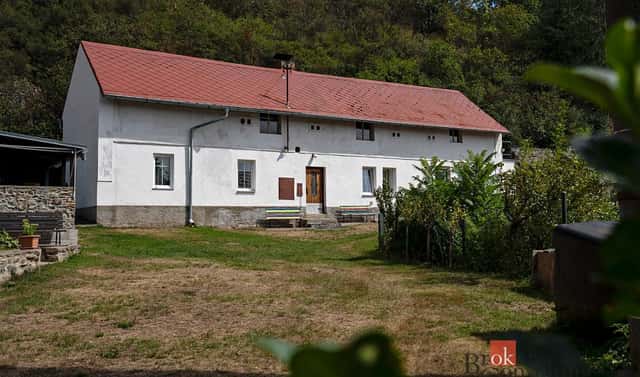 Prodej domu 140 m² s pozemkem 1 232 m², Dolní Bělá, okres Plzeň-sever
