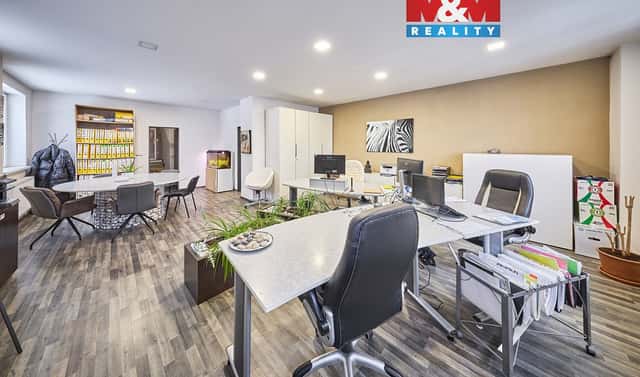 Prodej obchodních prostor 1 667 m², Trutnov – Horní Staré Město