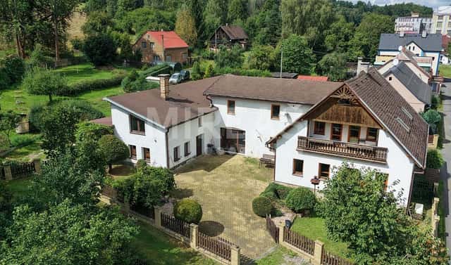 Prodej domu 350 m² s pozemkem 2 136 m², Stradalova, Krásná Lípa, okres Děčín