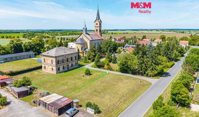 Prodej stavebního pozemku 618 m², Dvory – Veleliby, okres Nymburk