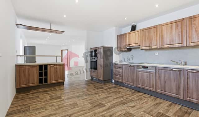 Prodej domu 282 m² s pozemkem 409 m², Velemín – Březno, okres Litoměřice