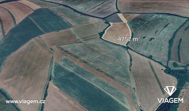 Prodej pole 2 376 m², Velká nad Veličkou, okres Hodonín