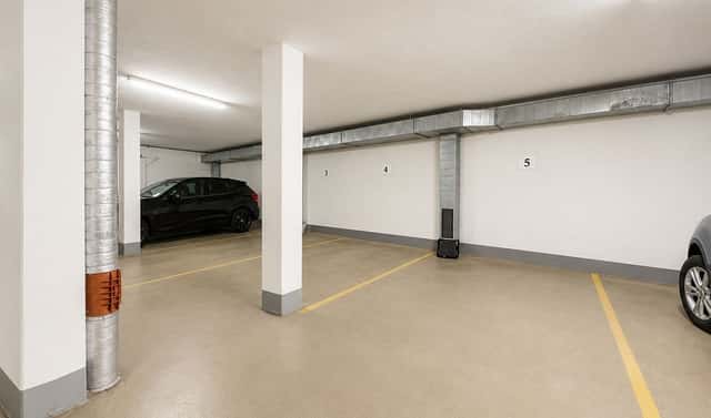 Pronájem garážového parkovacího stání, Kristenova, Brno-Komín, Kristenova, Brno – Komín, okres Brno-město