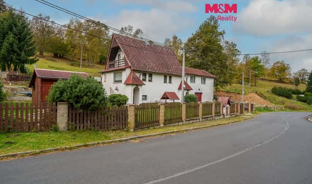 Prodej chaty/chalupy 140 m² s pozemkem 752 m², Dolní, Hora Svaté Kateřiny, okres Most