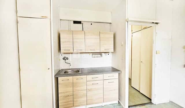 Prodej bytu 1+kk 22 m², Krátká, Lovosice, okres Litoměřice