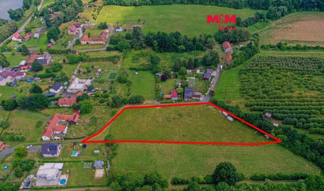 Prodej stavebního pozemku 5 462 m², Polom, okres Přerov