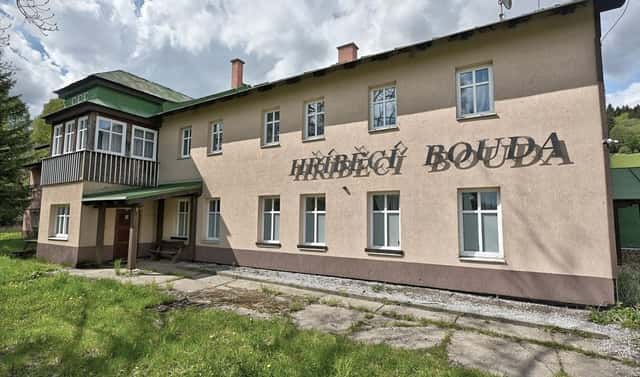 Prodej chaty/chalupy 793 m² s pozemkem 3 563 m², Strážné, okres Trutnov