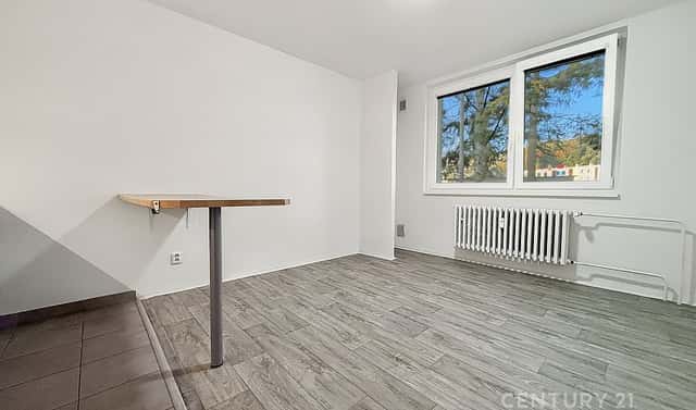 Pronájem bytu 1+kk 25 m², Součkova, Brno – Komín, okres Brno-město