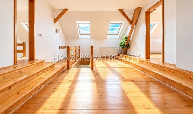 Prodej bytu 4+kk 143 m², M. Vydrové, České Budějovice – České Budějovice 6
