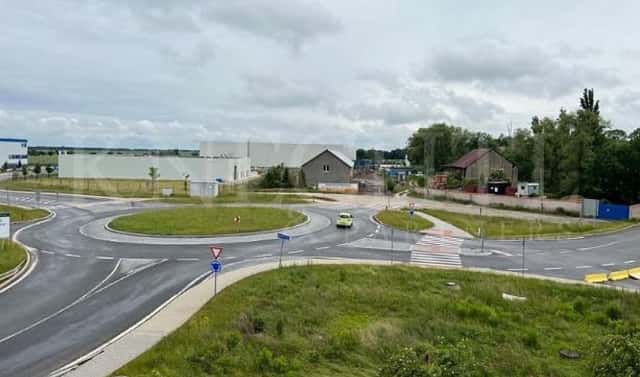 Pronájem výrobních prostor 5 626 m², Pavlov, okres Kladno