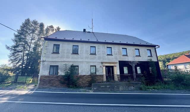 Prodej domu 450 m² s pozemkem 1 175 m², Dolní Podluží, okres Děčín