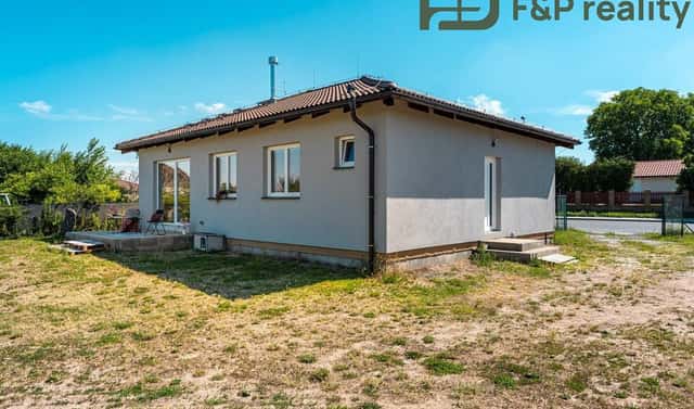 Prodej domu 112 m² s pozemkem 1 001 m², Bečváry – Poďousy, okres Kolín