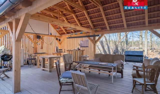 Prodej domu 429 m² s pozemkem 6 550 m², Jílovice – Lipnice, okres České Budějovice