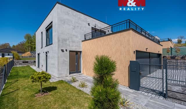 Prodej domu 201 m² s pozemkem 940 m², Husova, Velké Popovice, okres Praha-východ