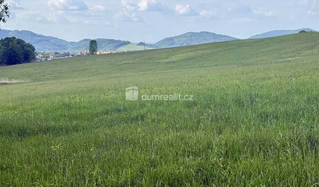 Prodej stavebního pozemku 1 800 m², Helštýn, Frenštát pod Radhoštěm, okres Nový Jičín