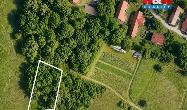 Prodej stavebního pozemku 1 098 m², Milešov – Klenovice, okres Příbram
