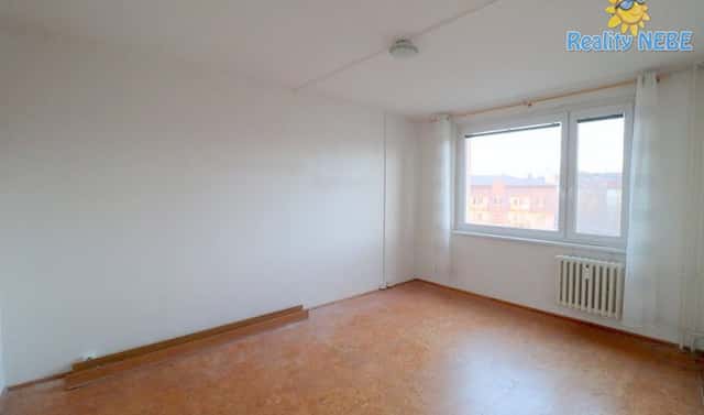 Pronájem bytu 1+1 40 m², Průběžná, Milovice – Mladá, okres Nymburk