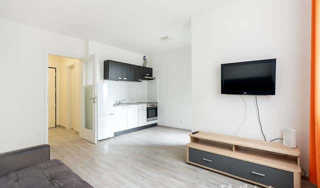 Pronájem bytu 1+kk 34 m², Strnadových, Praha 9 – Vysočany