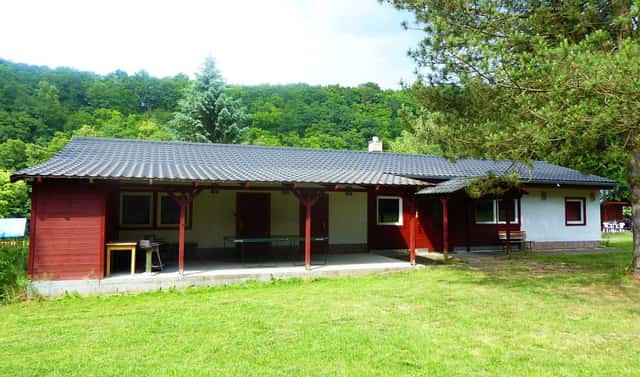 Prodej chaty/chalupy 330 m² s pozemkem 9 312 m², Sázava, okres Benešov