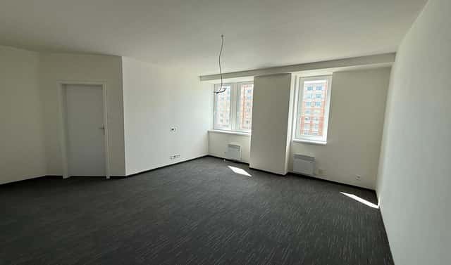 Pronájem bytu 2+kk 50 m², Žižkovo náměstí, Chomutov