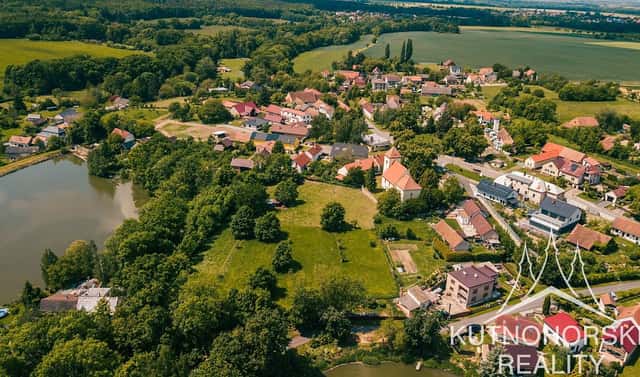 Prodej stavebního pozemku 8 504 m², Bratčice, okres Kutná Hora