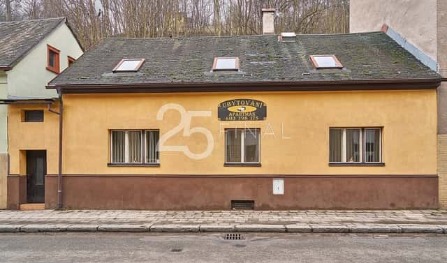 Prodej domu 141 m² s pozemkem 483 m², Regnerova, Úpice, okres Trutnov