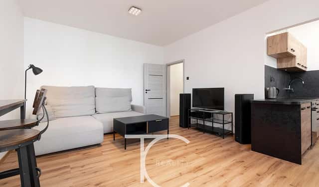 Pronájem bytu 2+kk 45 m², Slavíčkova, Ostrava – Moravská Ostrava, okres Ostrava-město