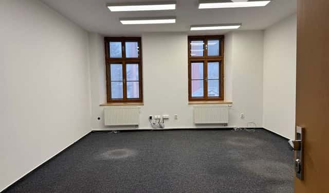 Pronájem kanceláře 31 m², náměstí Jana Zajíce, Vítkov, okres Opava