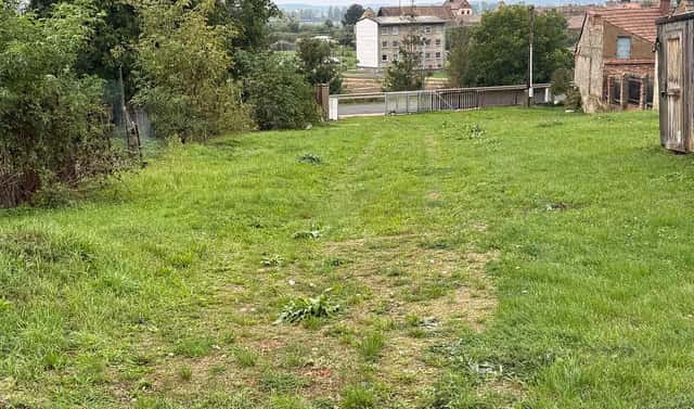 Prodej stavebního pozemku 2 081 m², Lišany, okres Louny
