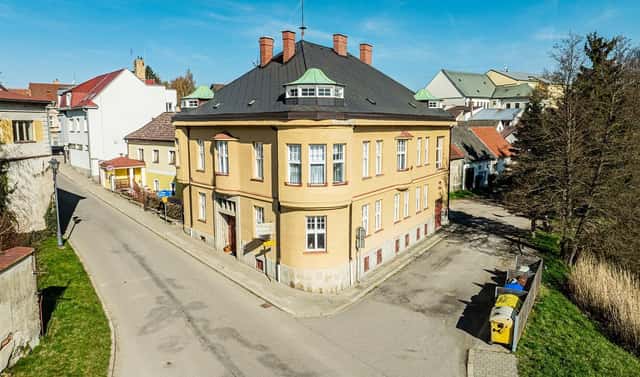 Prodej domu 980 m² s pozemkem 287 m², Lázeňská, Počátky, okres Pelhřimov