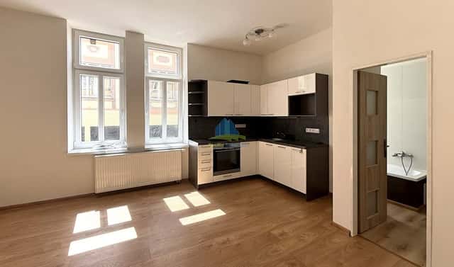 Pronájem bytu 2+kk 55 m², Kamenná, Aš, okres Cheb