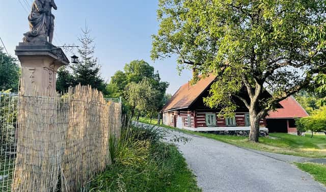 Prodej chaty/chalupy 600 m² s pozemkem 9 782 m², Úbislavice – Zboží, okres Jičín