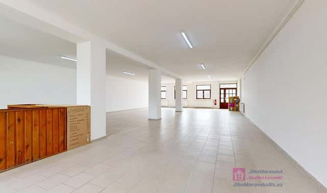 Pronájem obchodních prostor 144 m², Zahradní, Rakvice, okres Břeclav