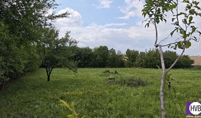 Prodej stavebního pozemku 1 000 m², Dymokury, okres Nymburk