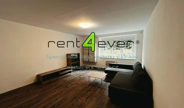 Pronájem bytu 2+1 50 m², Františka Kadlece, Praha 8 – Libeň