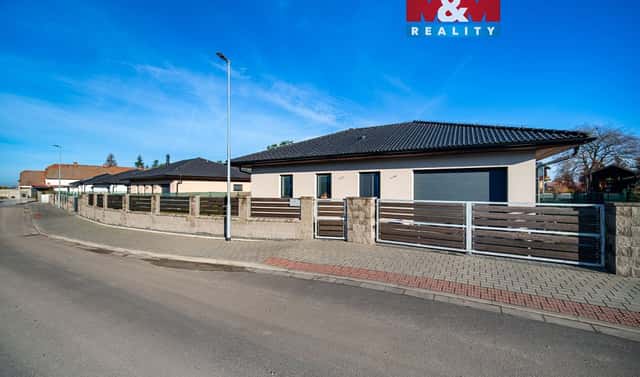 Prodej domu 170 m² s pozemkem 609 m², Za Sokolovnou, Chrast, okres Chrudim