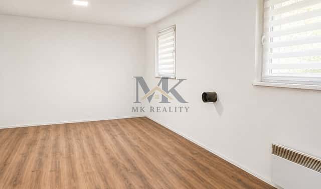 Pronájem bytu 1+1 53 m², Zlatá stezka, Vimperk – Vimperk II, okres Prachatice