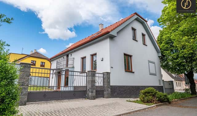 Prodej domu 209 m² s pozemkem 630 m², Svépomoc, Kladno – Kročehlavy