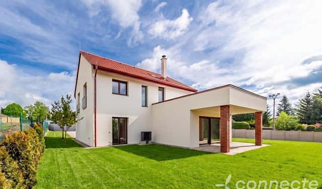 Prodej domu 161 m² s pozemkem 1 087 m², Velké Popovice – Brtnice, okres Praha-východ