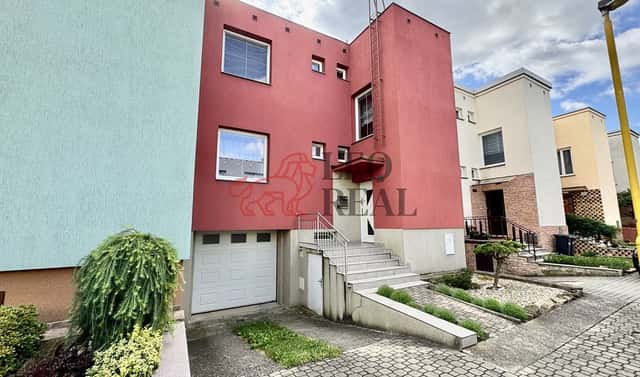 Prodej domu 180 m² s pozemkem 212 m², Dolní, Uherské Hradiště – Jarošov